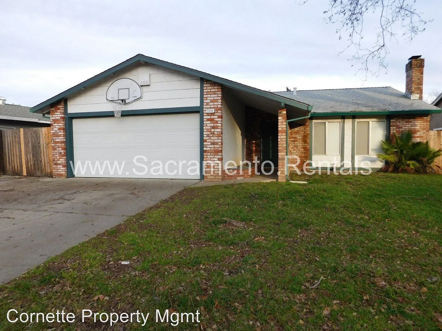 7520 Blackthorne Way photo 1