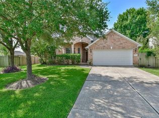 8304 Spinnaker Bay Ln, Pearland, TX 77584