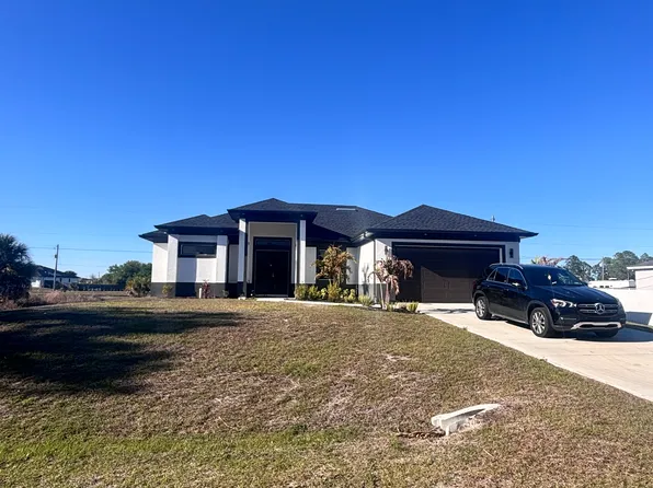 3904 20th St W, Lehigh Acres, FL 33971