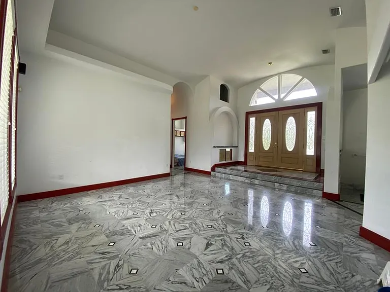 108 Paradise Valley Ct — Photo 4