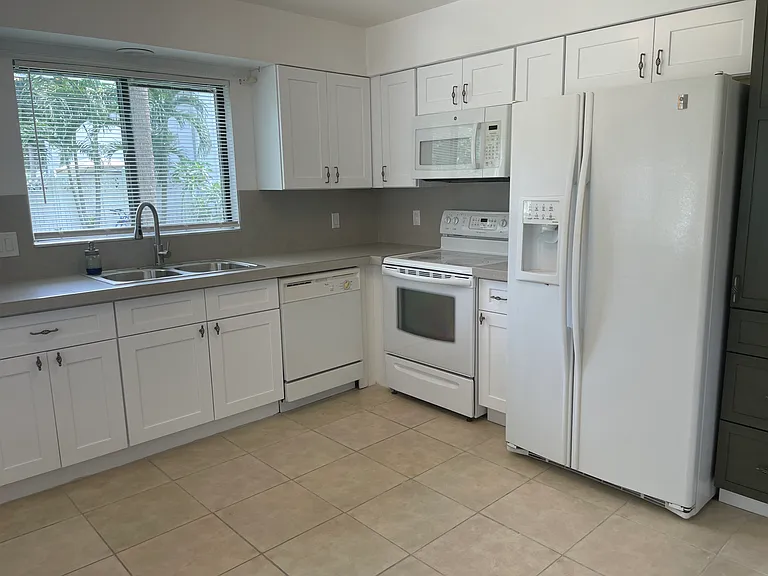 7724 Tamara Lee Ct #102 — Photo 11