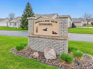 6121 150th St N, Hugo, MN 55038