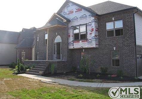 2nd image of 188 Franklin St