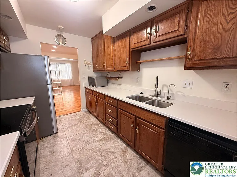 170 Springhouse Rd — Photo 10