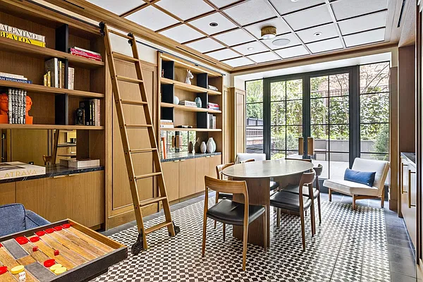 Sold by Sotheby's International Realty | media 13