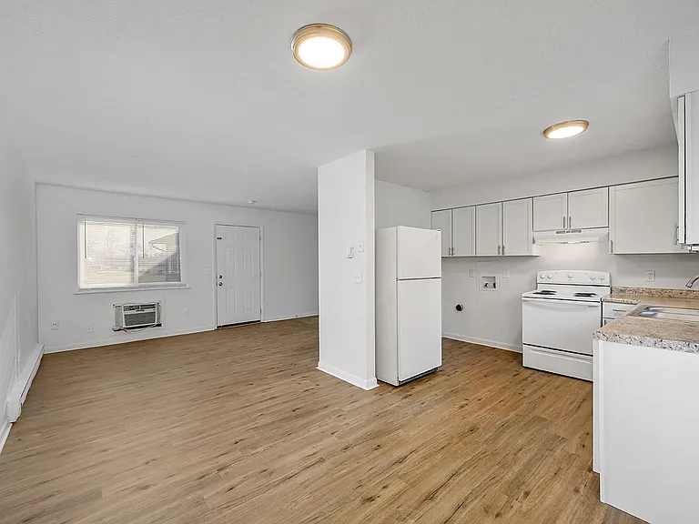 4536 Bufort Blvd — Photo 9