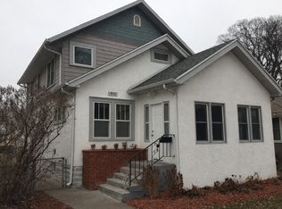 911 22nd Ave SE, Minneapolis, MN 55414