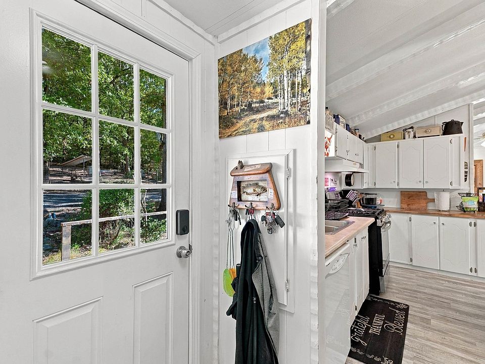 13th image of 288 Redress Ln