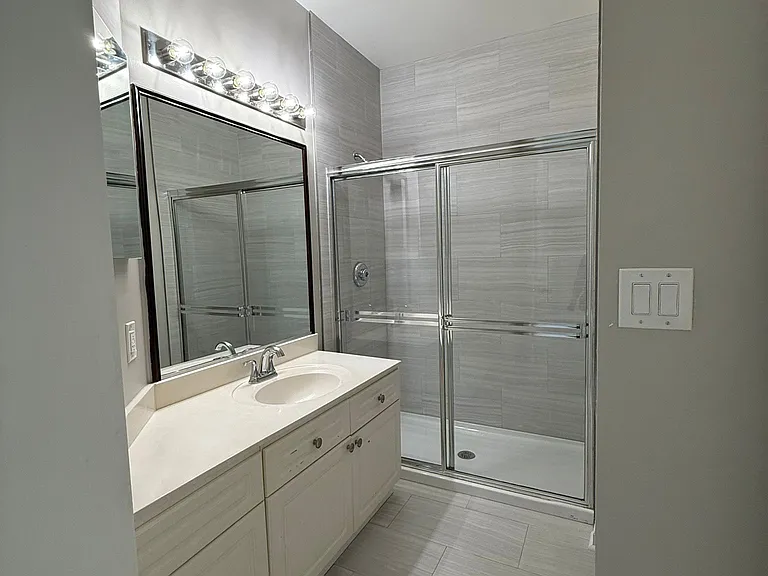 2203 Westcourt Ln #304 — Photo 26