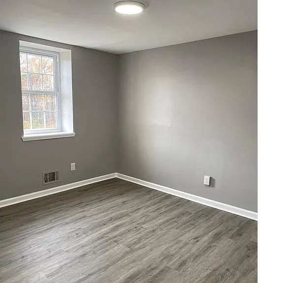 6099 Marquette Rd — Photo 10