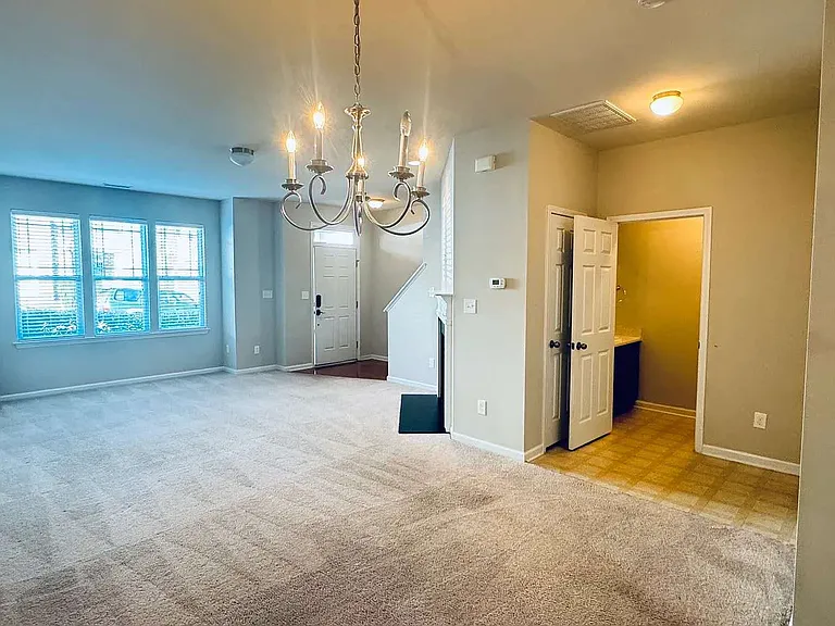 929 Morris Dale Ln — Photo 5