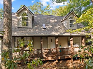 55 Vintage Rd, Candler, NC 28715