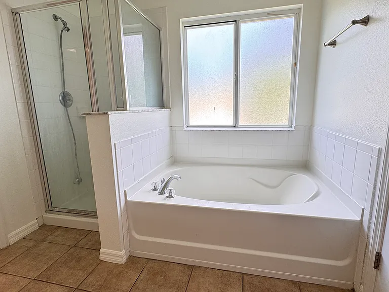 9944 Chorlton Cir — Photo 25