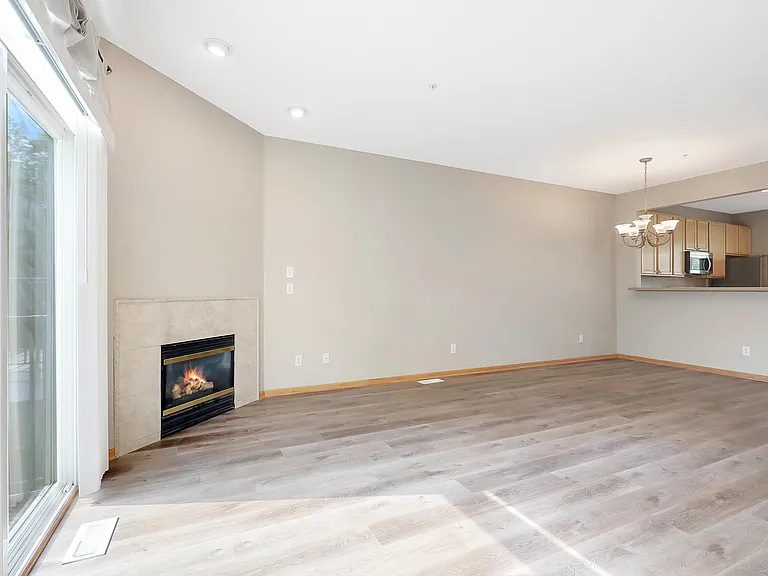 15564 Lilac Dr — Photo 12