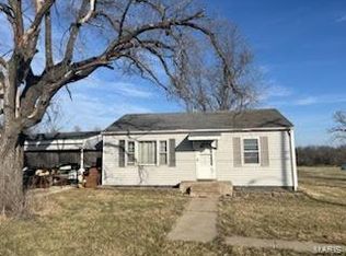1008 S Linn Ave, Wentzville, MO 63385