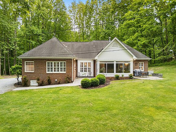 5th image of 11991 Waterhouse Ln