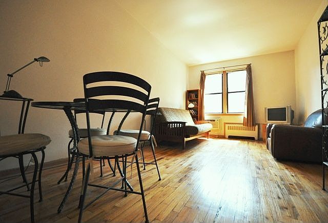 1st image of 509 E 88th St APT 4B