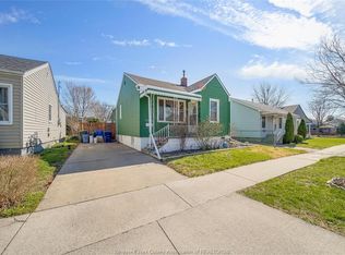 2286 Forest Ave, Windsor, ON N8W 2G6