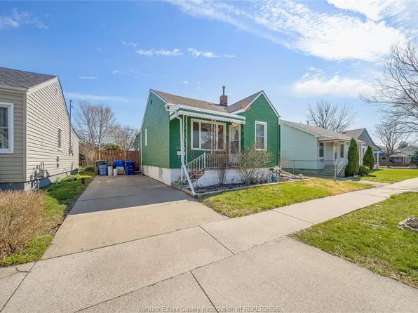 2286 Forest Ave, Windsor, ON N8W 2G6