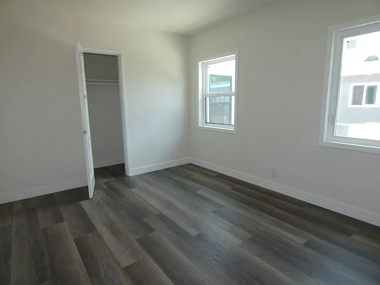 11820 State St — Photo 12