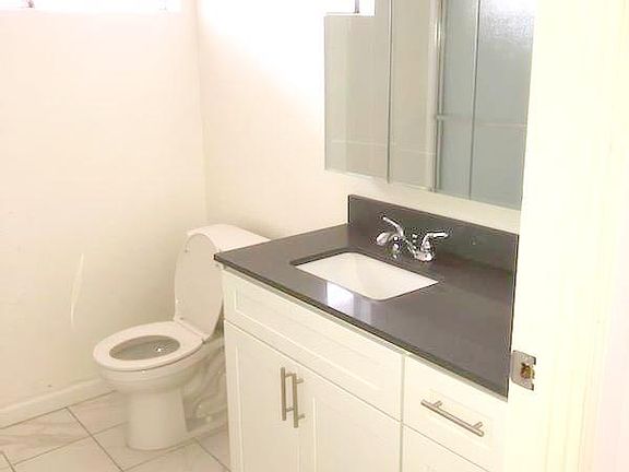 5th image of 12756 Matteson Ave #3511