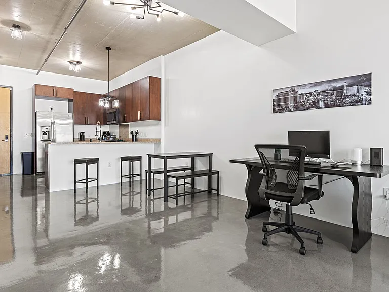 353 E Bonneville Ave #707 — Photo 9