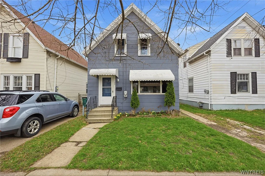 143 Davey St photo 1