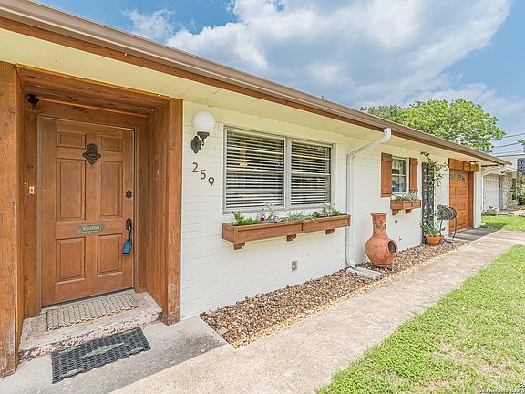 5th image of 259 BARCELONA DR