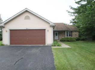 317 Old Country Way, Wauconda, IL 60084