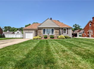 11511 McCracken Rd, Garfield Heights, OH 44125