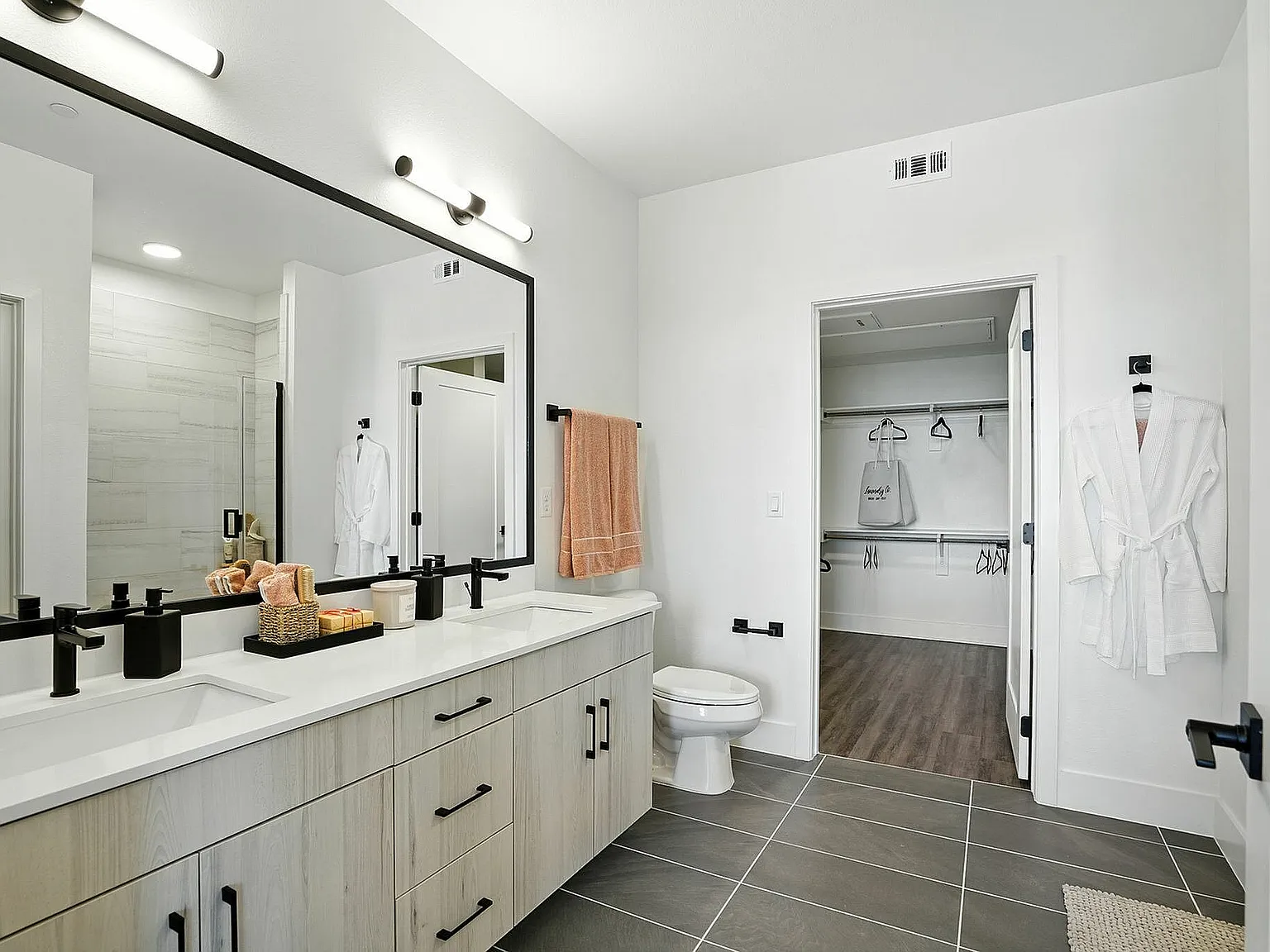 The Aven — Photo 3