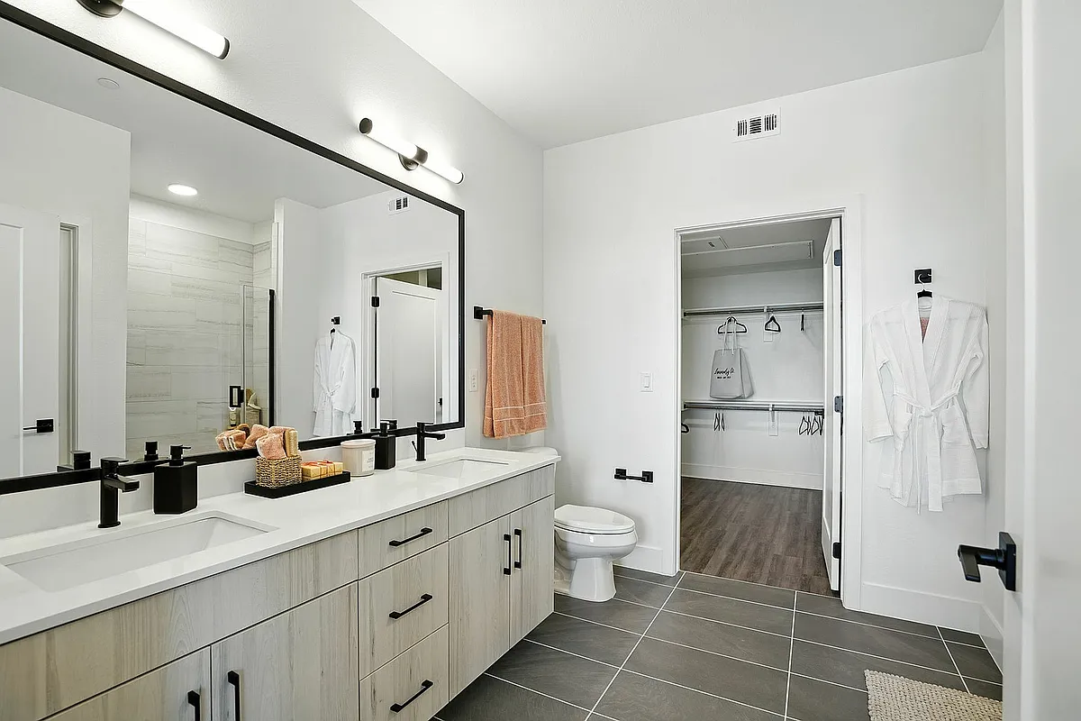 Refresh and recharge in sleek surroundings - The Aven