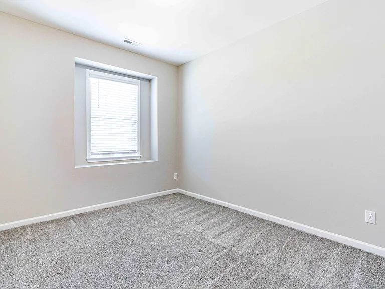 3409 Dover Wood Ln — Photo 20