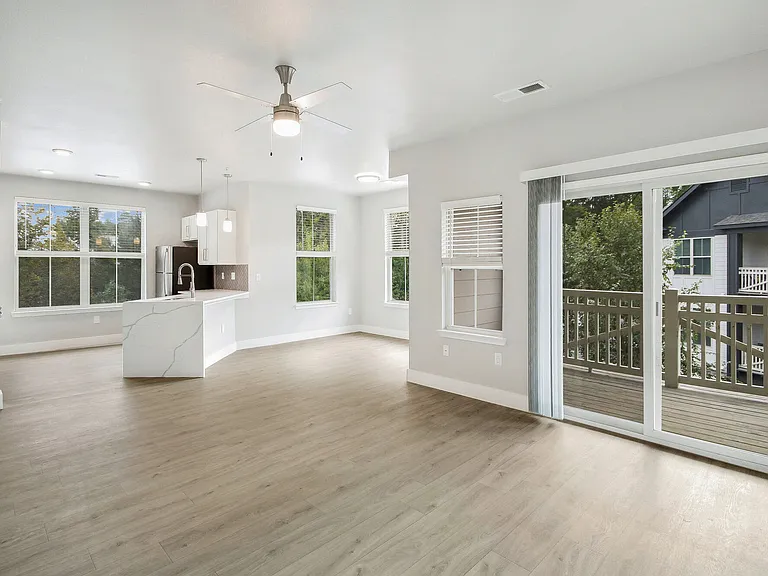 The Apartments at Brayden — Photo 13