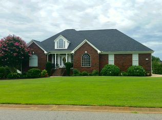 447 Cobblestone Dr, Inman, SC 29349