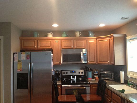 4th image of 404 Pebble Ct