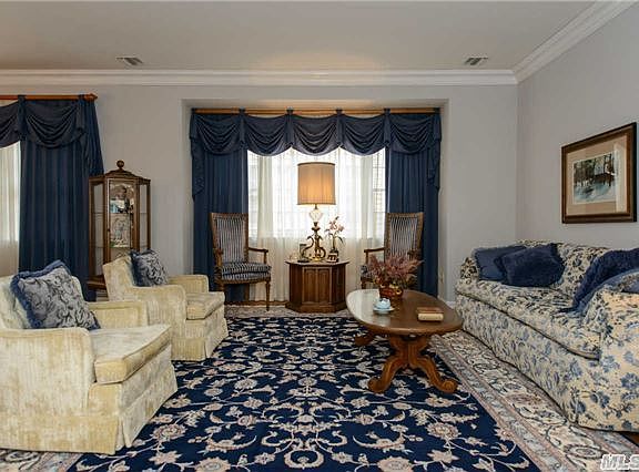 5th image of 56 Redan Dr