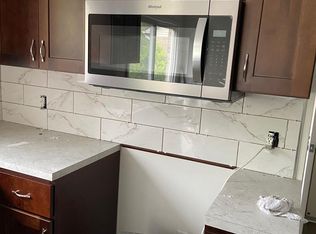 1292 Michael Dr, Westland, MI 48186