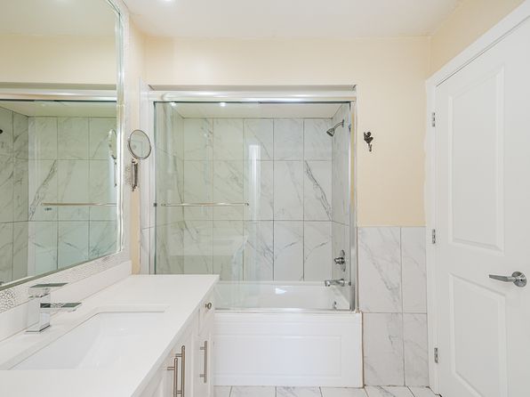 3 bedroom rental in Vancouver — photo 4