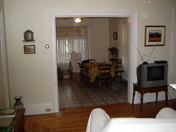 living room to kitchen