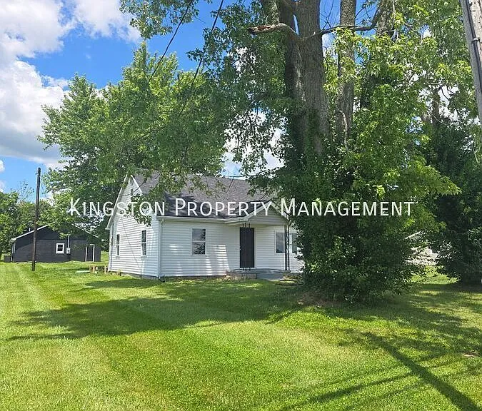 3439 Old State Highway 52 — Photo 3