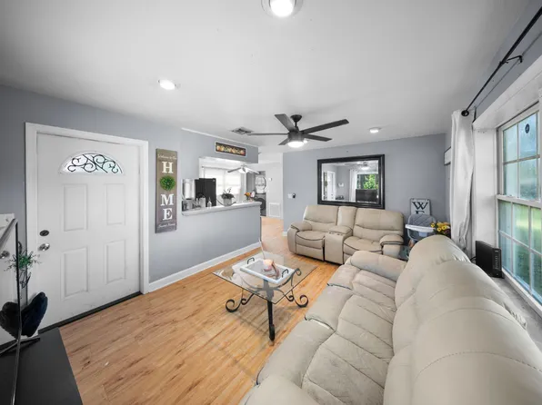3516 Avenue F, Fort Pierce, FL 34947