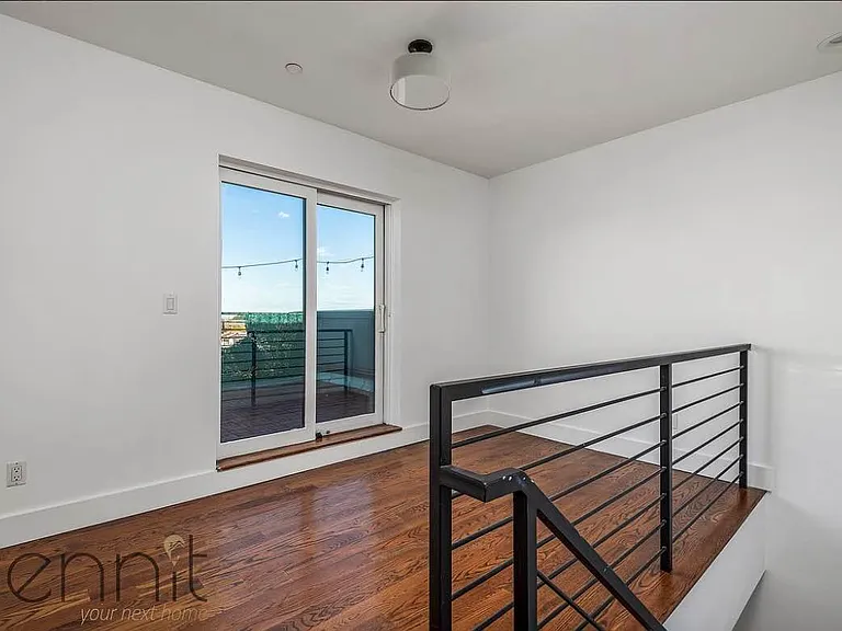 1736 Pacific St #4B — Photo 12
