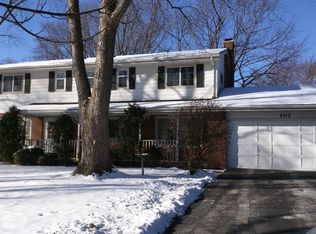 402 N Schoenbeck Rd, Prospect Heights, IL 60070