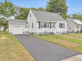 9 Windsor Rd, Hamden, CT 06517