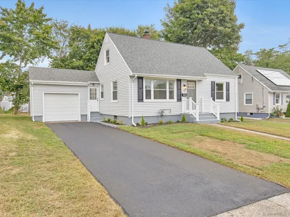 9 Windsor Road, Hamden, CT 06517