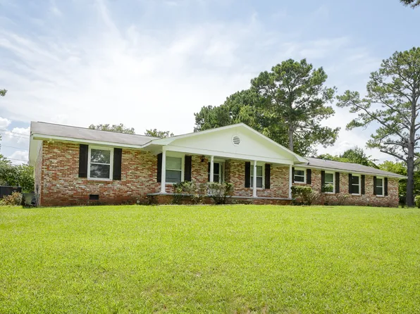 104 Harris Dr, Florence, AL 35634