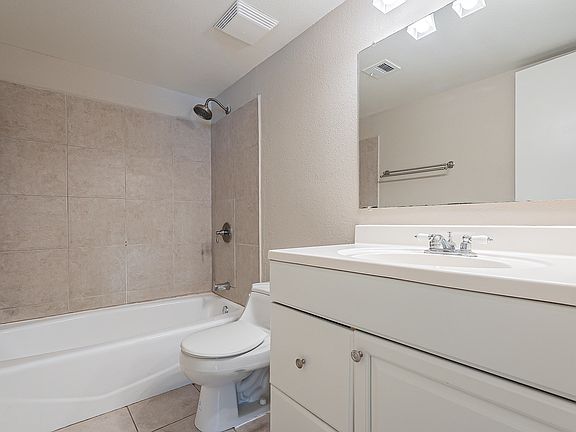 3rd image of 700 W University Dr #D-203