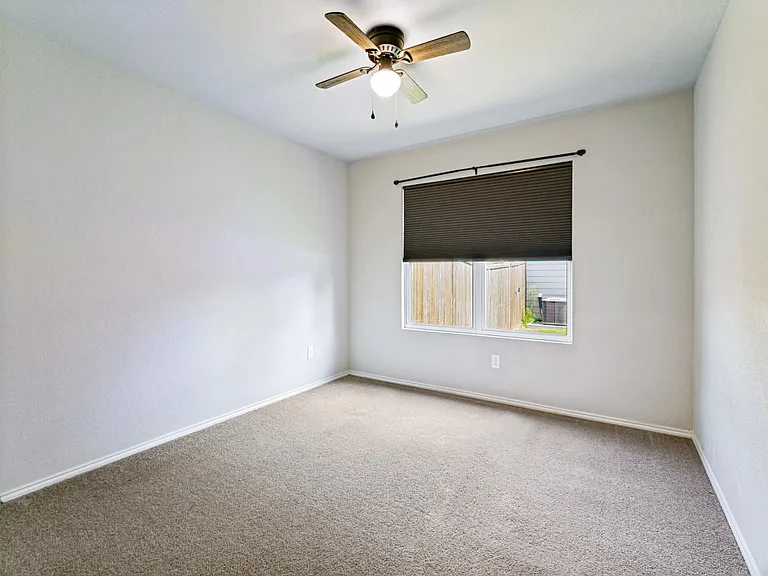 616 Timberwood Dr — Photo 7