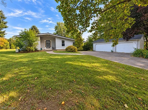 2814 S Meadow Ln, Norwalk, OH 44857